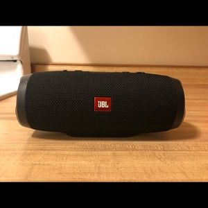 JBL Charge 3